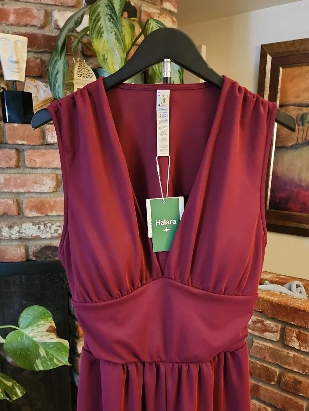 NWT HALARA Burgundy V-Neck Wide Leg Stretch Jumpsuit With Pockets